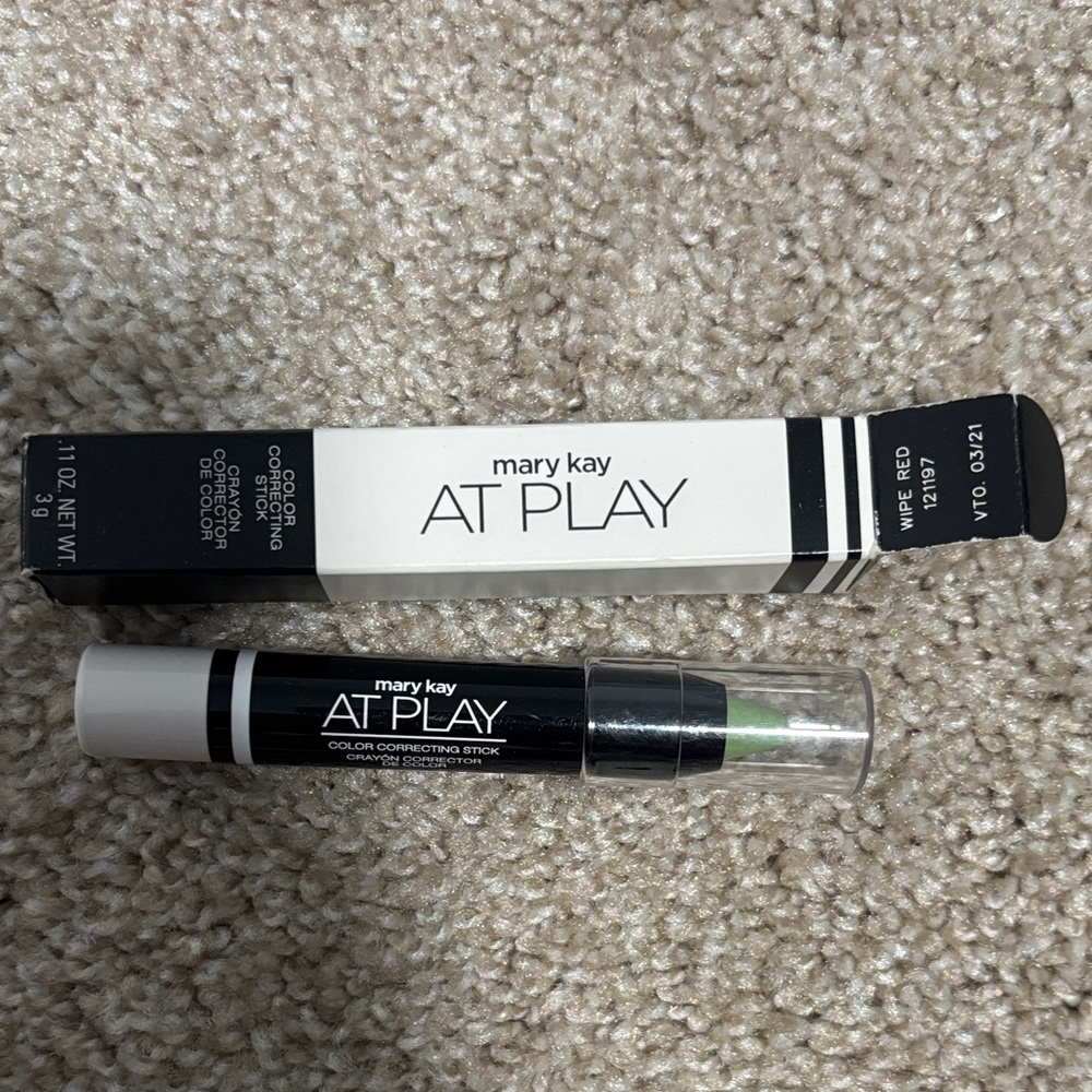 Mary Kay At Play Green Correcting Stick